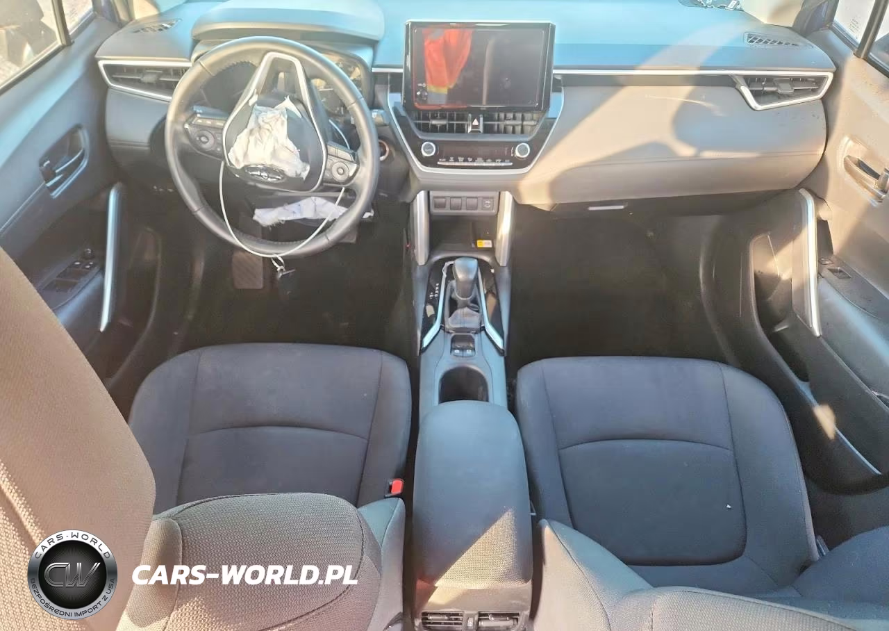 2023 Toyota Corolla Cross Le VIN:7MUCAAAG3PV071220 - 8