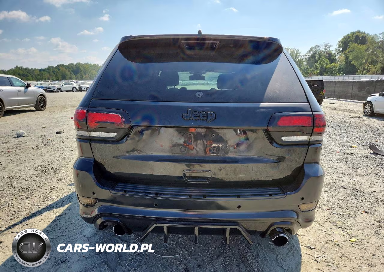 2014 Jeep Grand Cherokee Laredo VIN:1C4RJEAGXEC126529 - 6