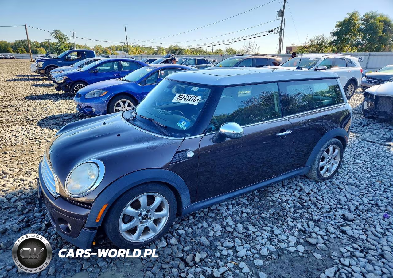 2008 Mini Cooper Clubman VIN:WMWML33548TN68180 - 1