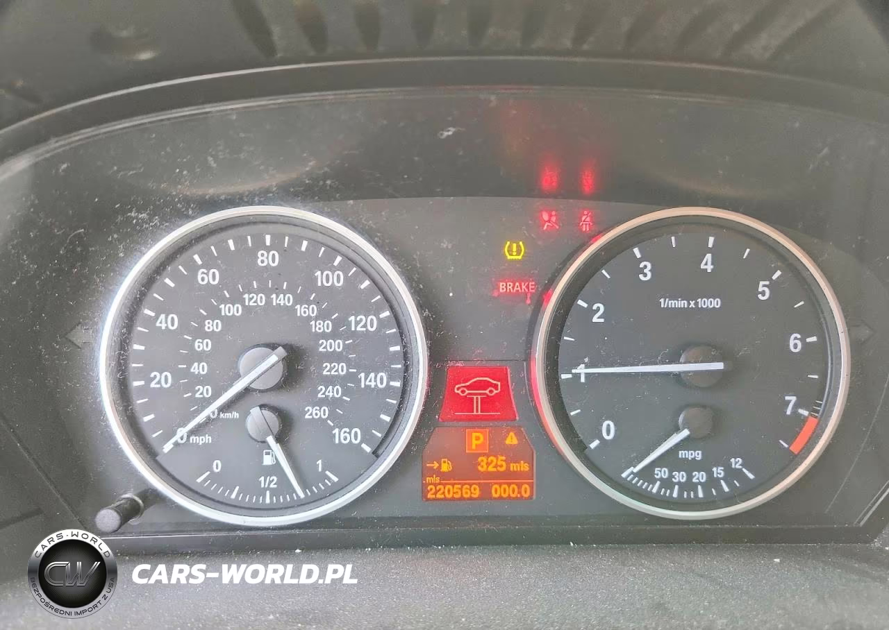 2008 BMW 528 I VIN:WBANU53528CT08244 - 9