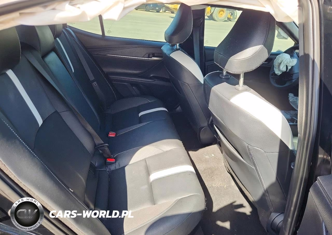 2026 Toyota Camry Se VIN:4T1DAACK6TU736452 - 10