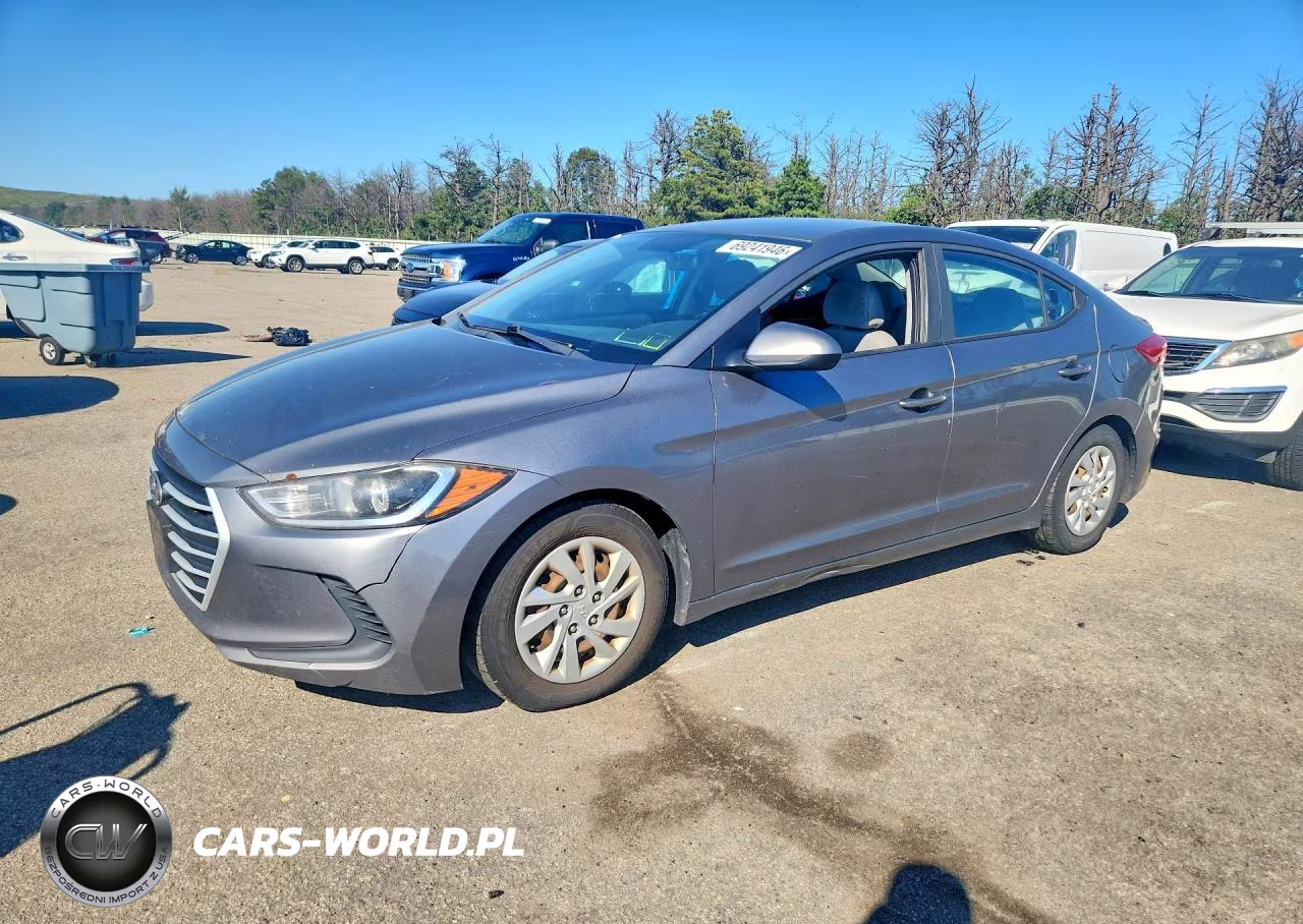 2018 Hyundai Elantra Se VIN:5NPD74LF3JH279047 - 1