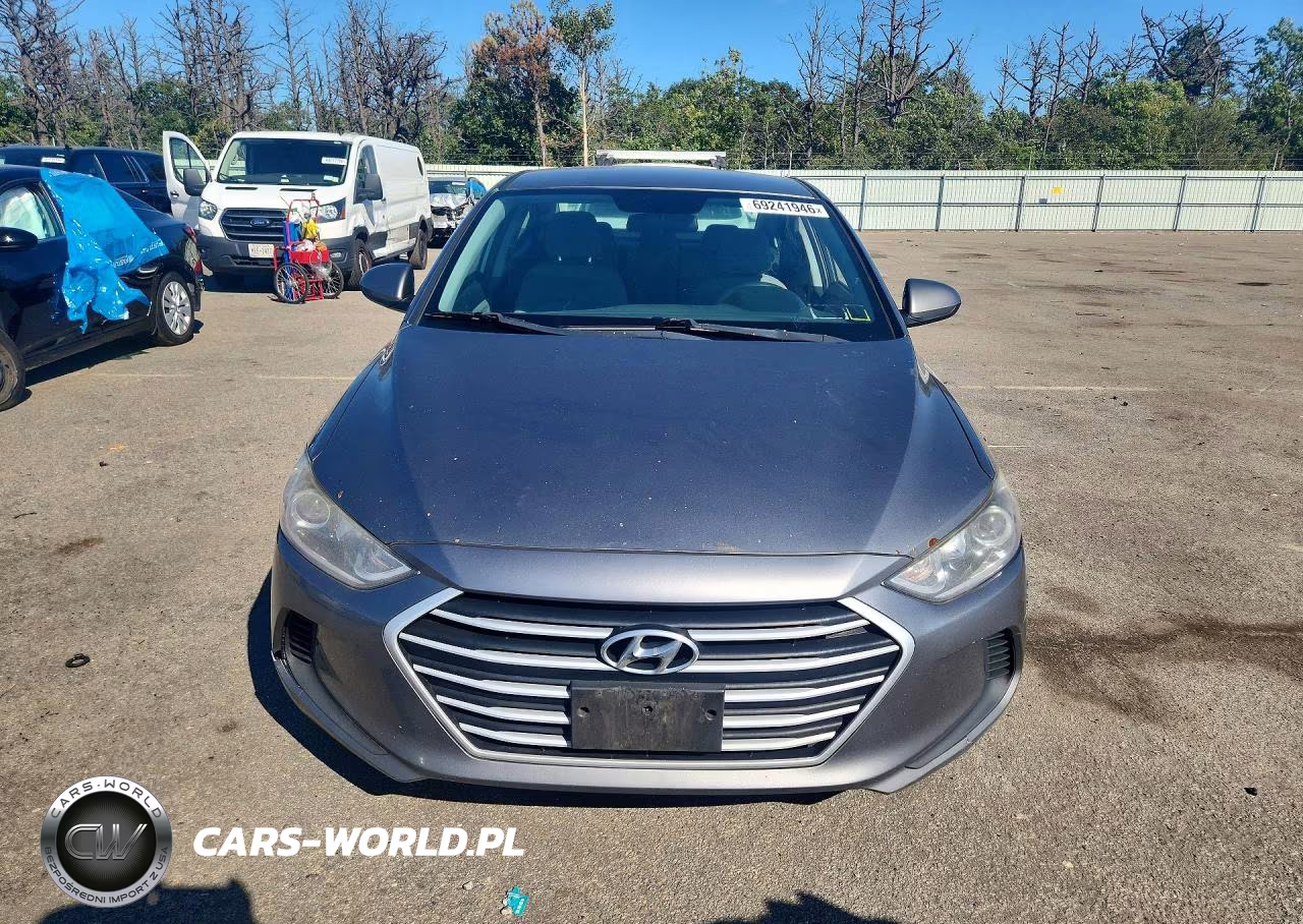 2018 Hyundai Elantra Se VIN:5NPD74LF3JH279047 - 5