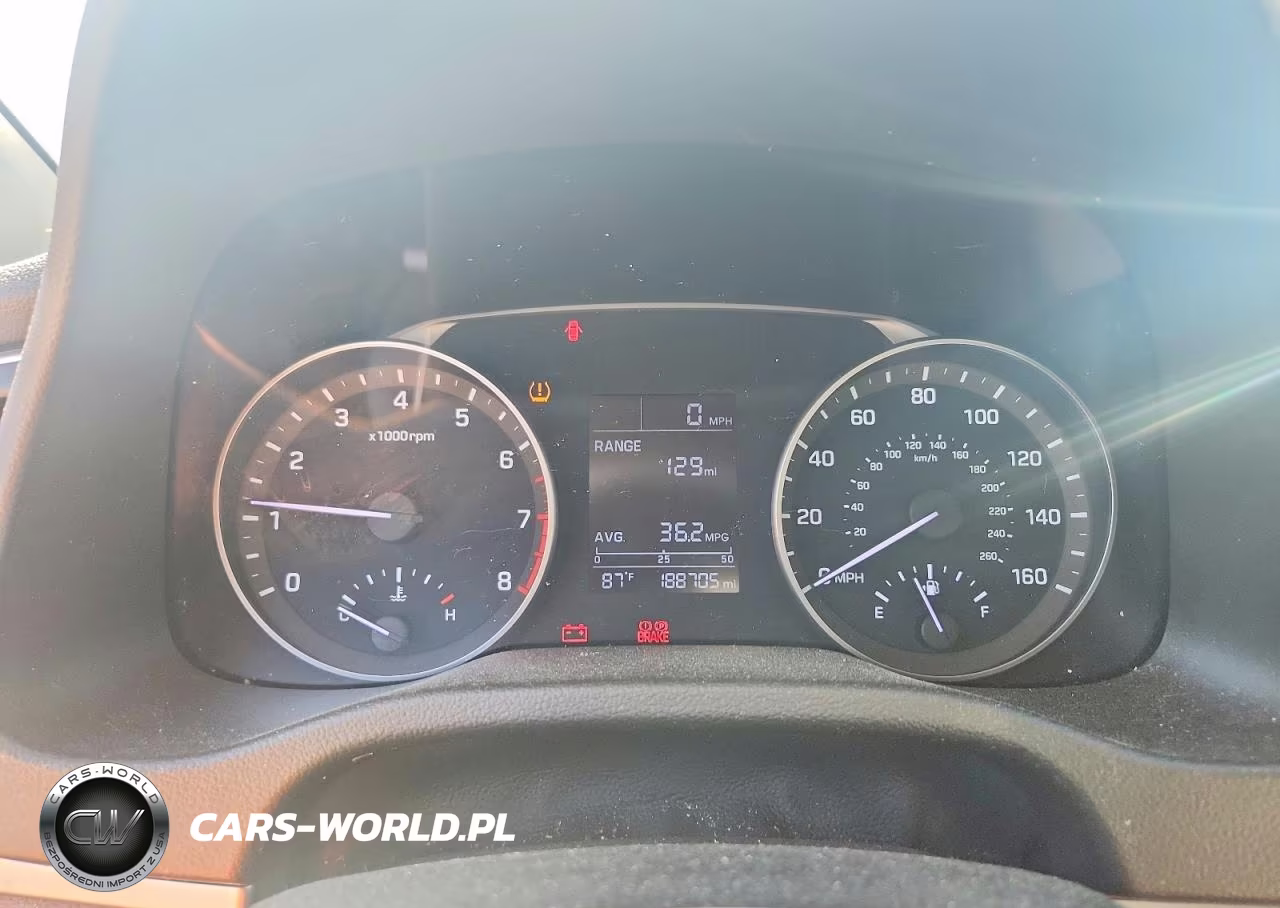 2018 Hyundai Elantra Se VIN:5NPD74LF3JH279047 - 9