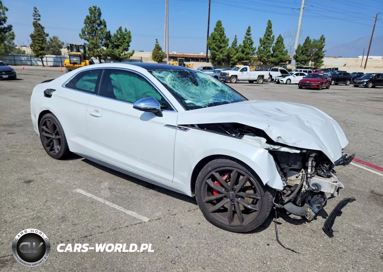 2018 Audi S5 Prestige VIN:WAUR4AF53JA106553 - 4