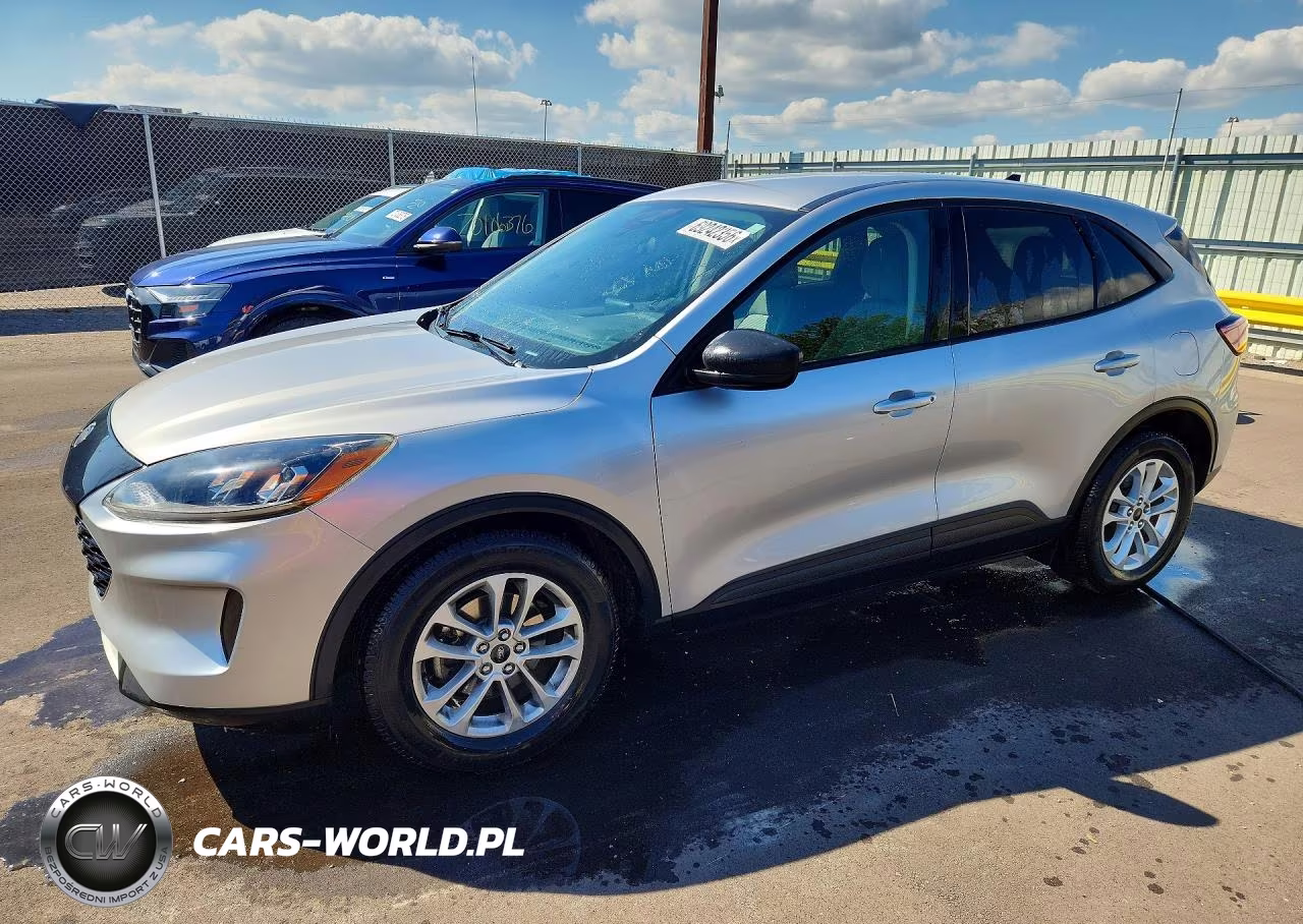 2020 Ford Escape Se