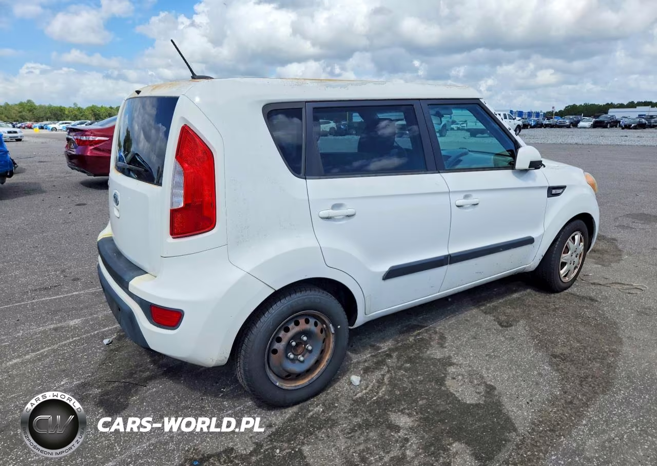 2012 Kia Soul Base VIN:KNDJT2A52C7458054 - 3