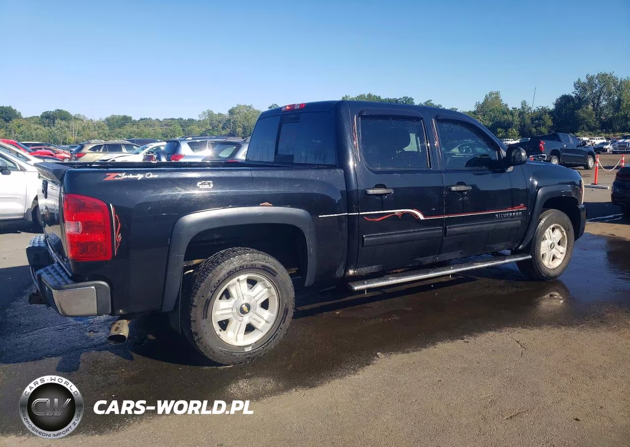 2011 Chevrolet Silverado K1500 Lt VIN:1GCPKSE32BF226063 - 3