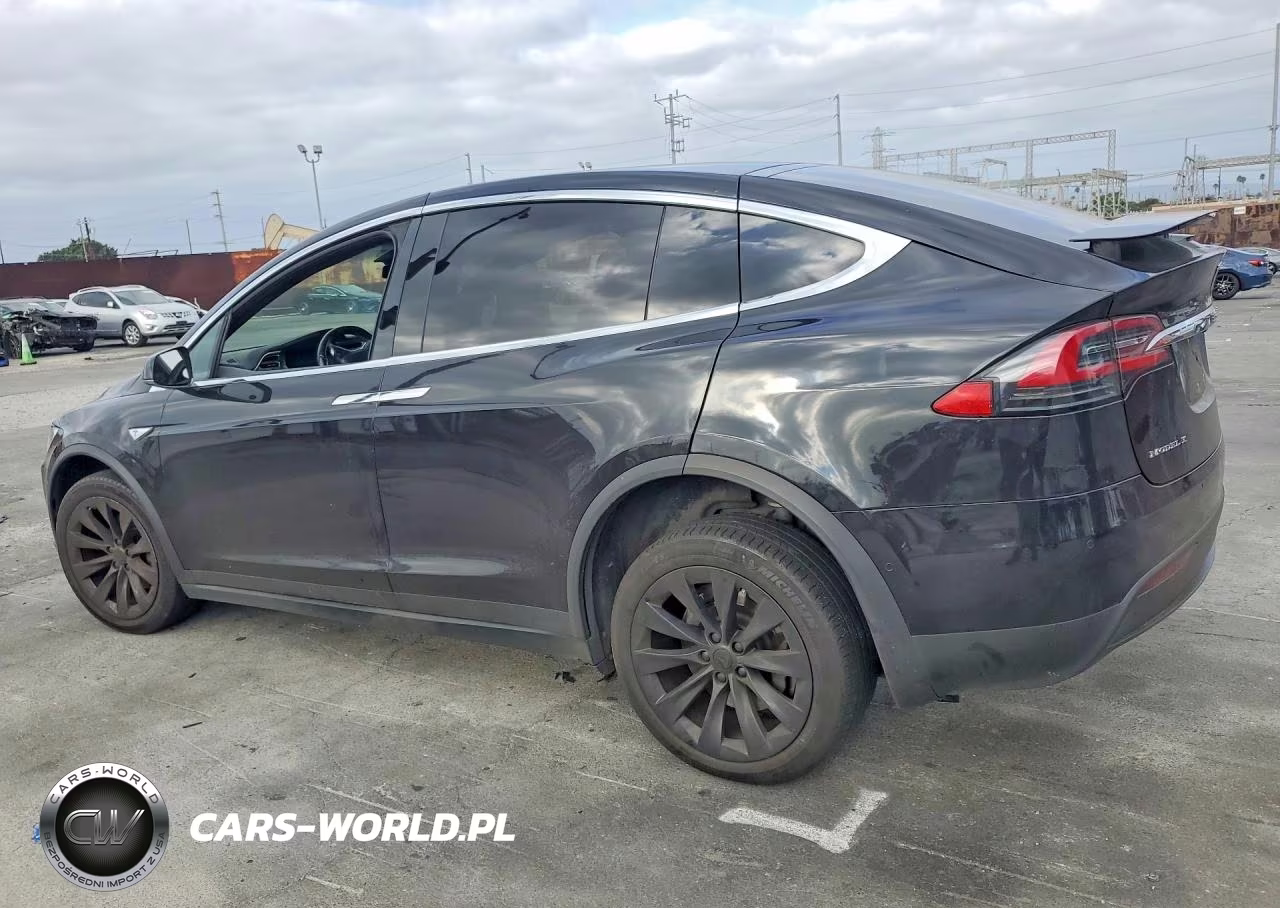 2016 Tesla Model X VIN:5YJXCBE20GF008087 - 2