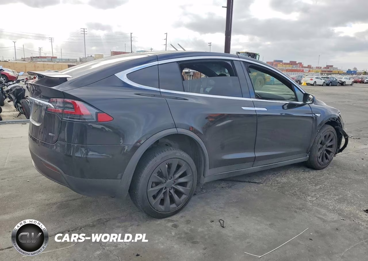 2016 Tesla Model X VIN:5YJXCBE20GF008087 - 3