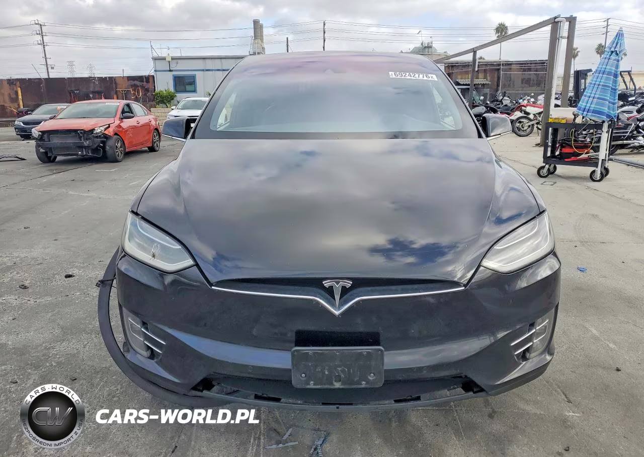 2016 Tesla Model X VIN:5YJXCBE20GF008087 - 5