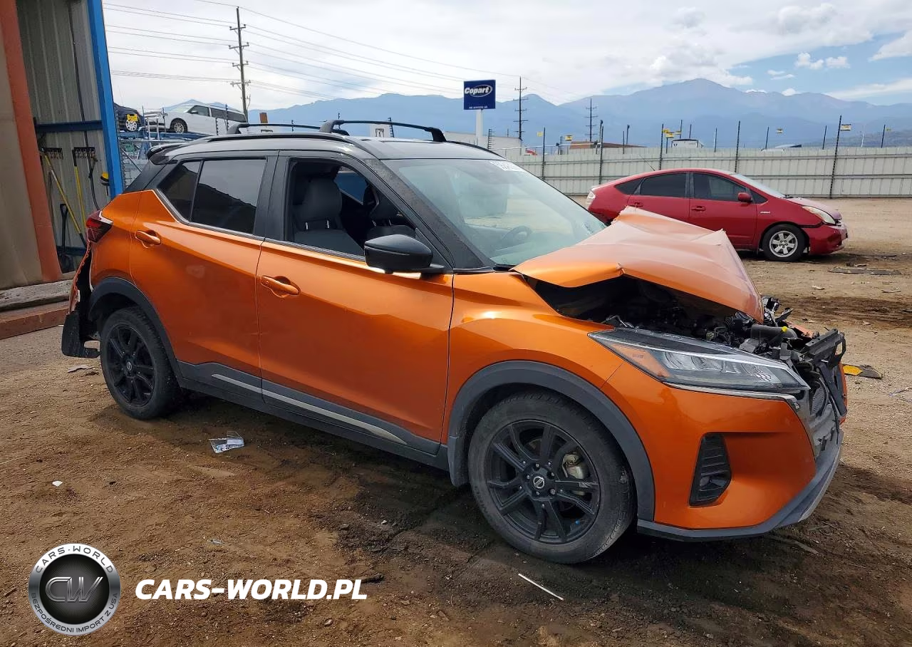 2021 Nissan Kicks Sr VIN:3N1CP5DVXML535117 - 4