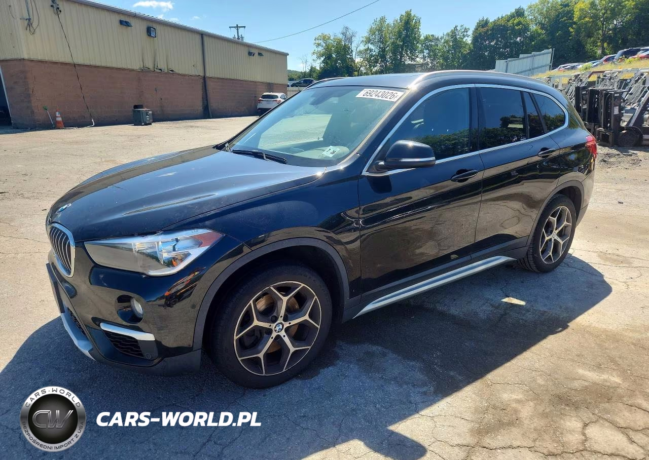 2018 BMW X1 xDrive28I VIN:WBXHT3C37J5L33322 - 1