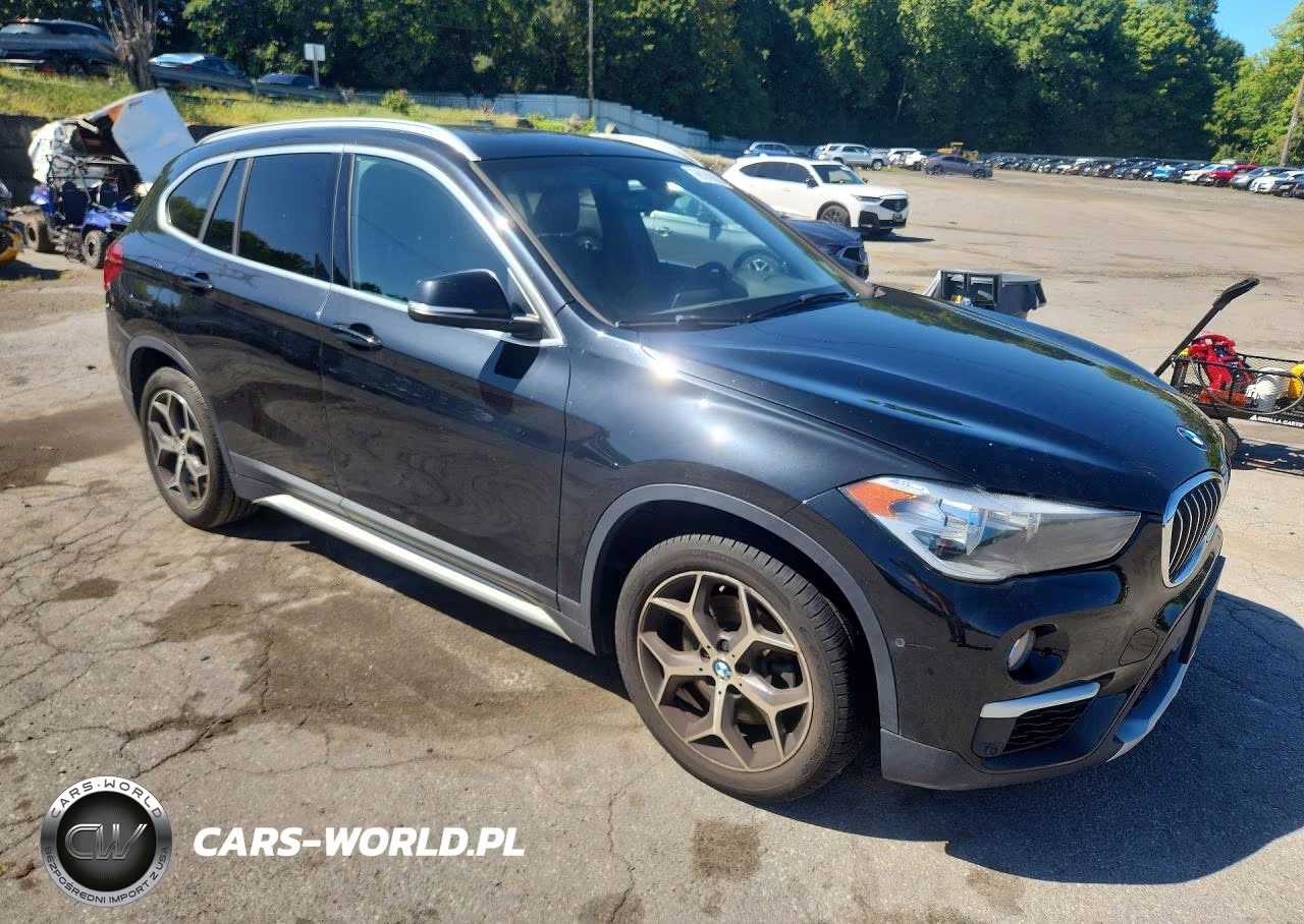 2018 BMW X1 xDrive28I VIN:WBXHT3C37J5L33322 - 4