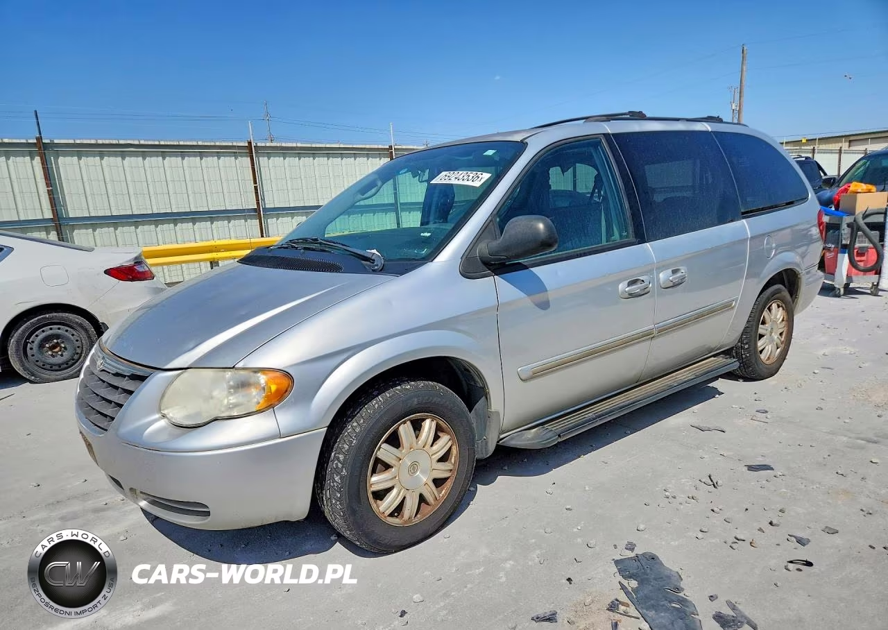 2006 Chrysler Town & Country Touring
