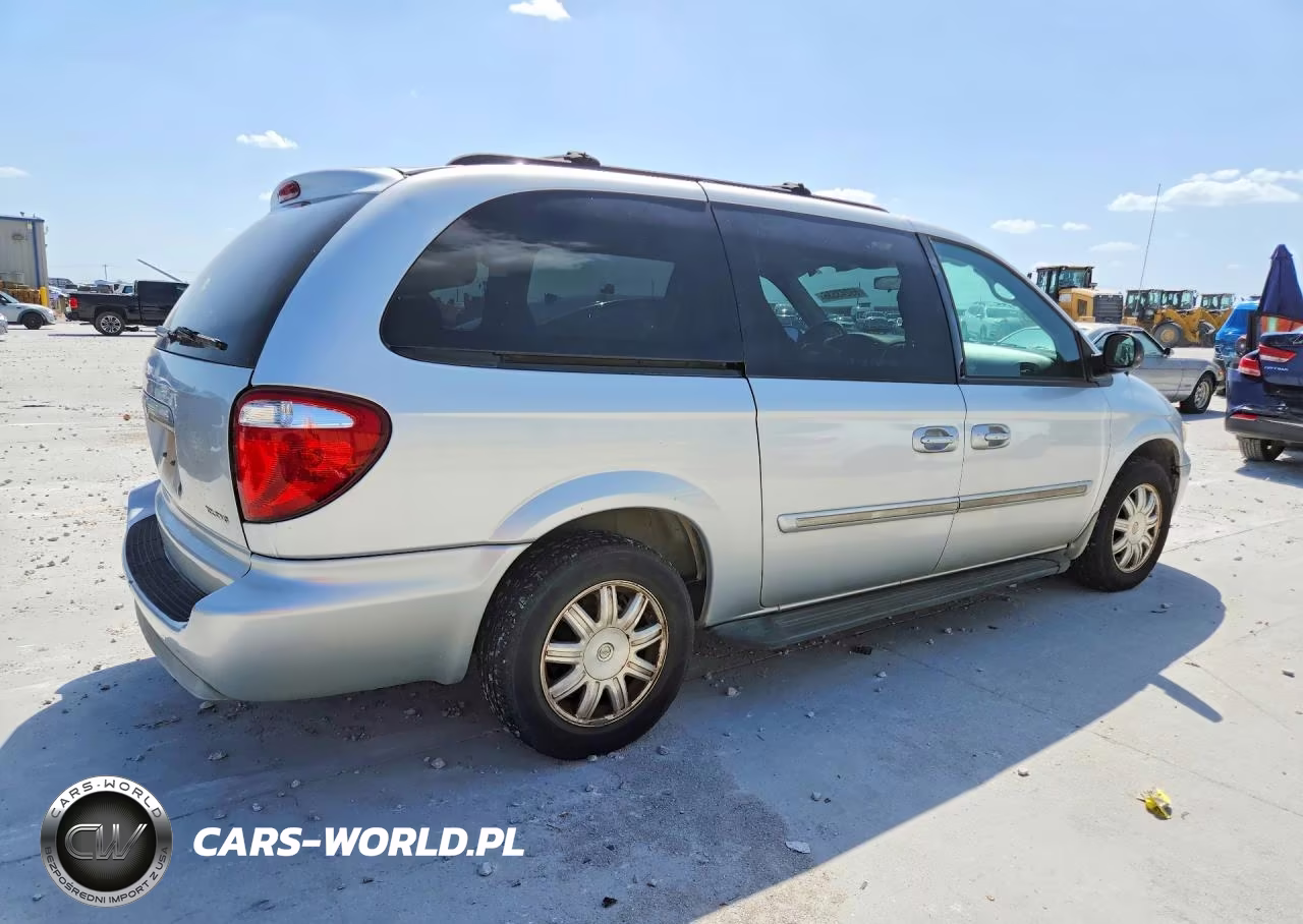 2006 Chrysler Town & Country Touring VIN:2A4GP54L76R772015 - 3
