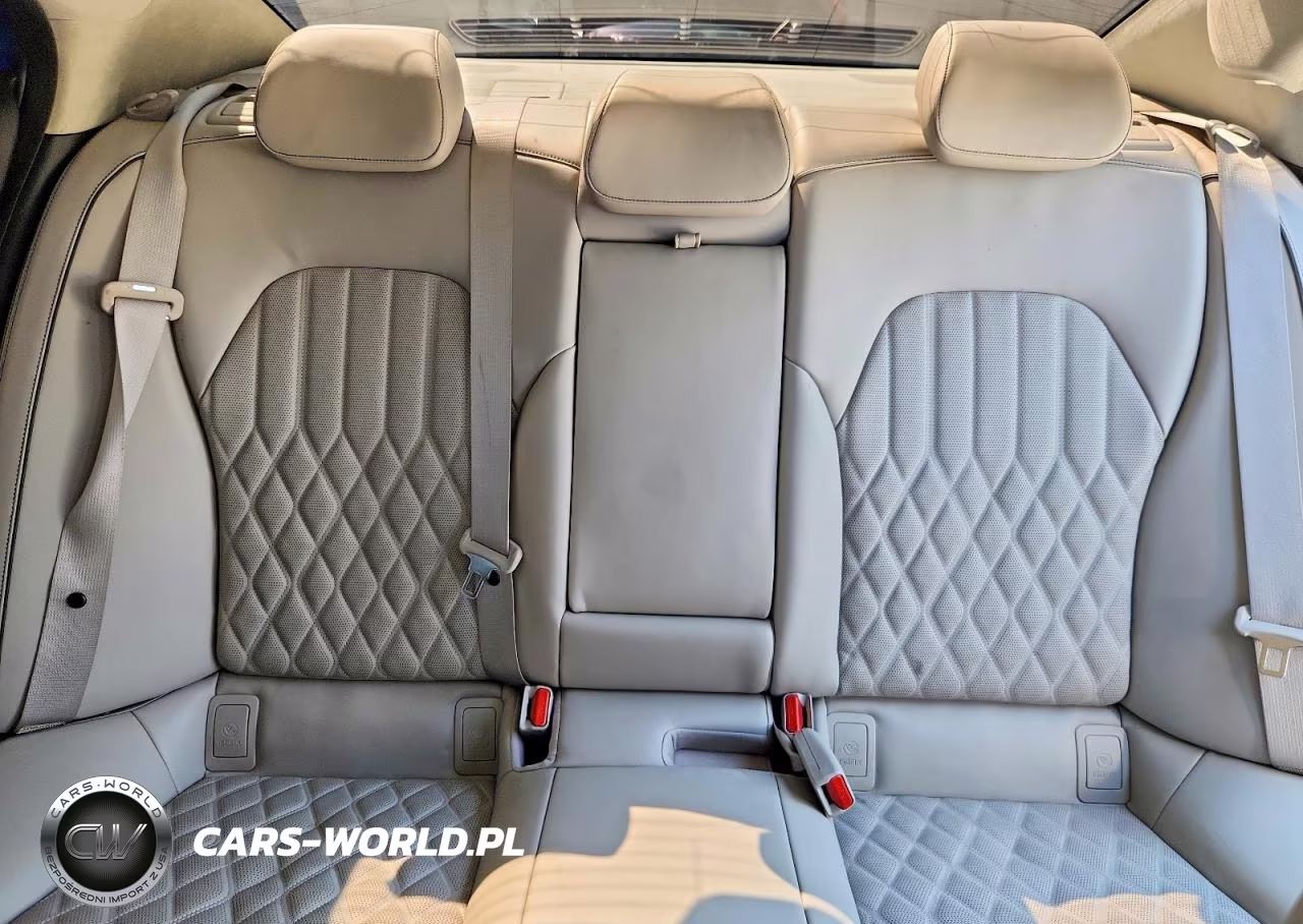 2019 Genesis G70 2.0T Advanced VIN:KMTG44LA4KU038147 - 10