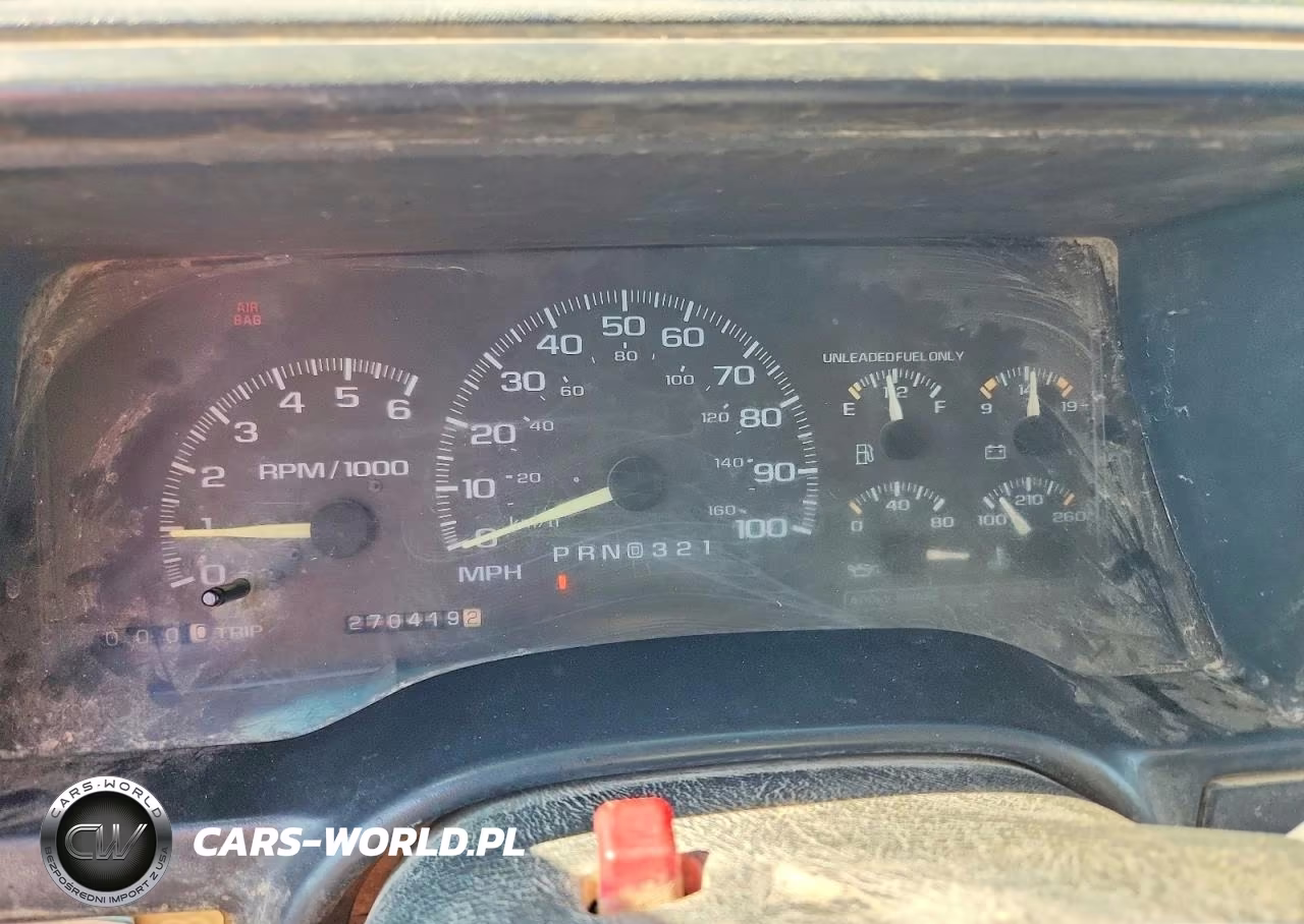 1997 Chevrolet Gmt-400 K1500 VIN:1GCEC14W8VZ190232 - 9