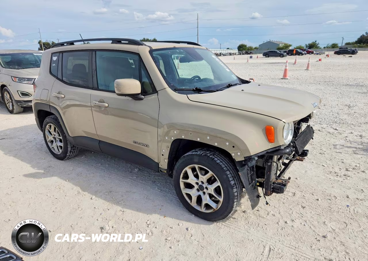 2015 Jeep Renegade Latitude VIN:ZACCJBBT8FPB84863 - 4
