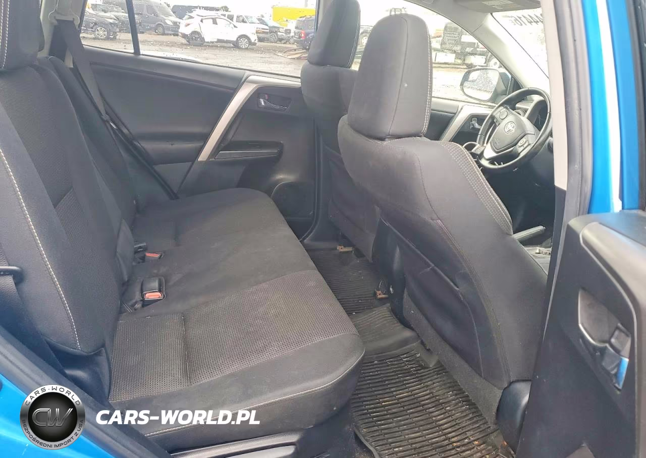 2016 Toyota Rav4 Hv Xle VIN:JTMRJREV7GD049082 - 11