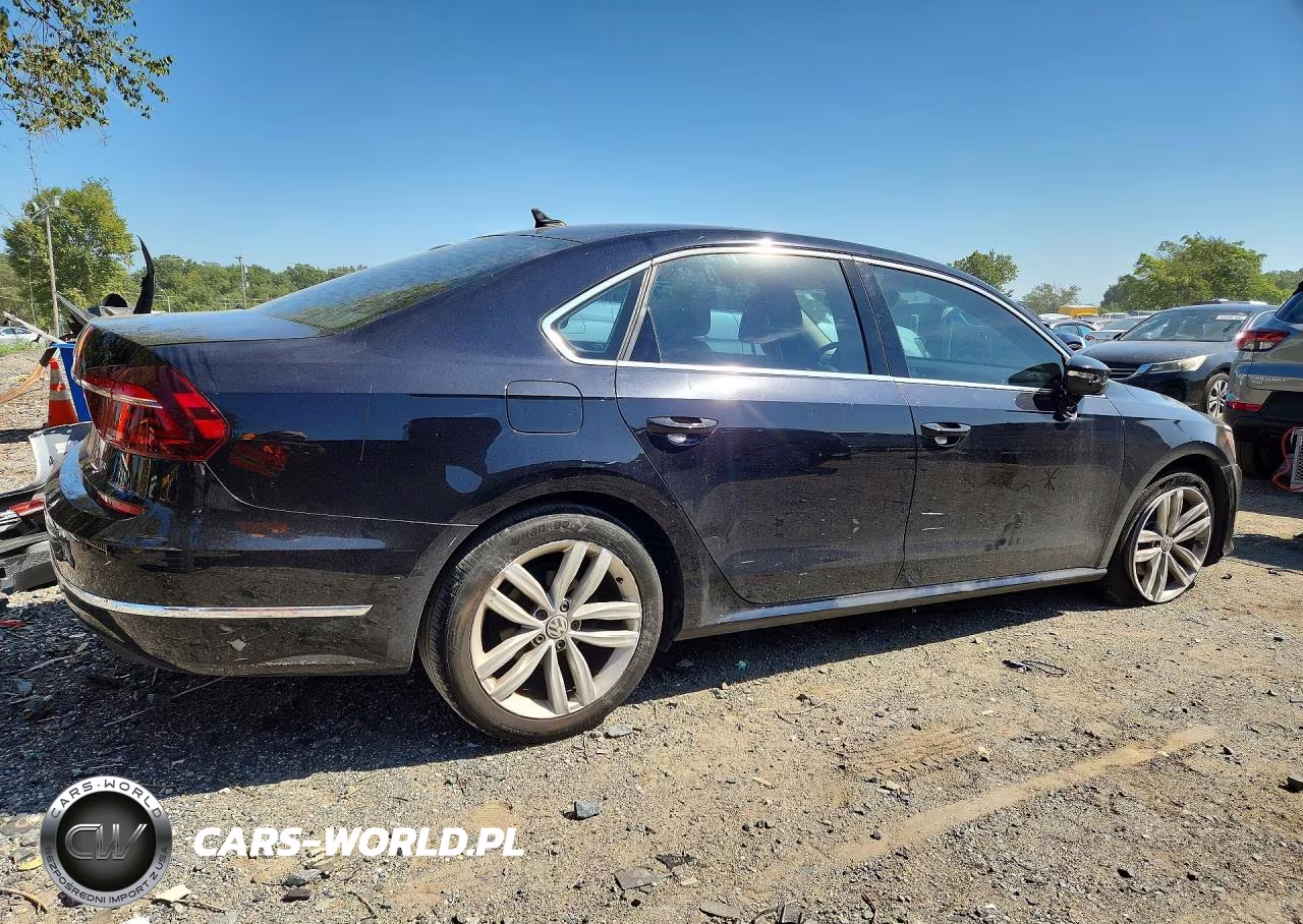 2018 Volkswagen Passat Se VIN:1VWBA7A36JC007605 - 3