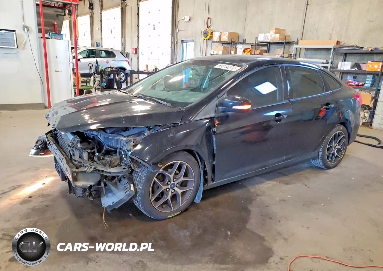 2018 Ford Focus Sel VIN:1FADP3H22JL259762 - 1
