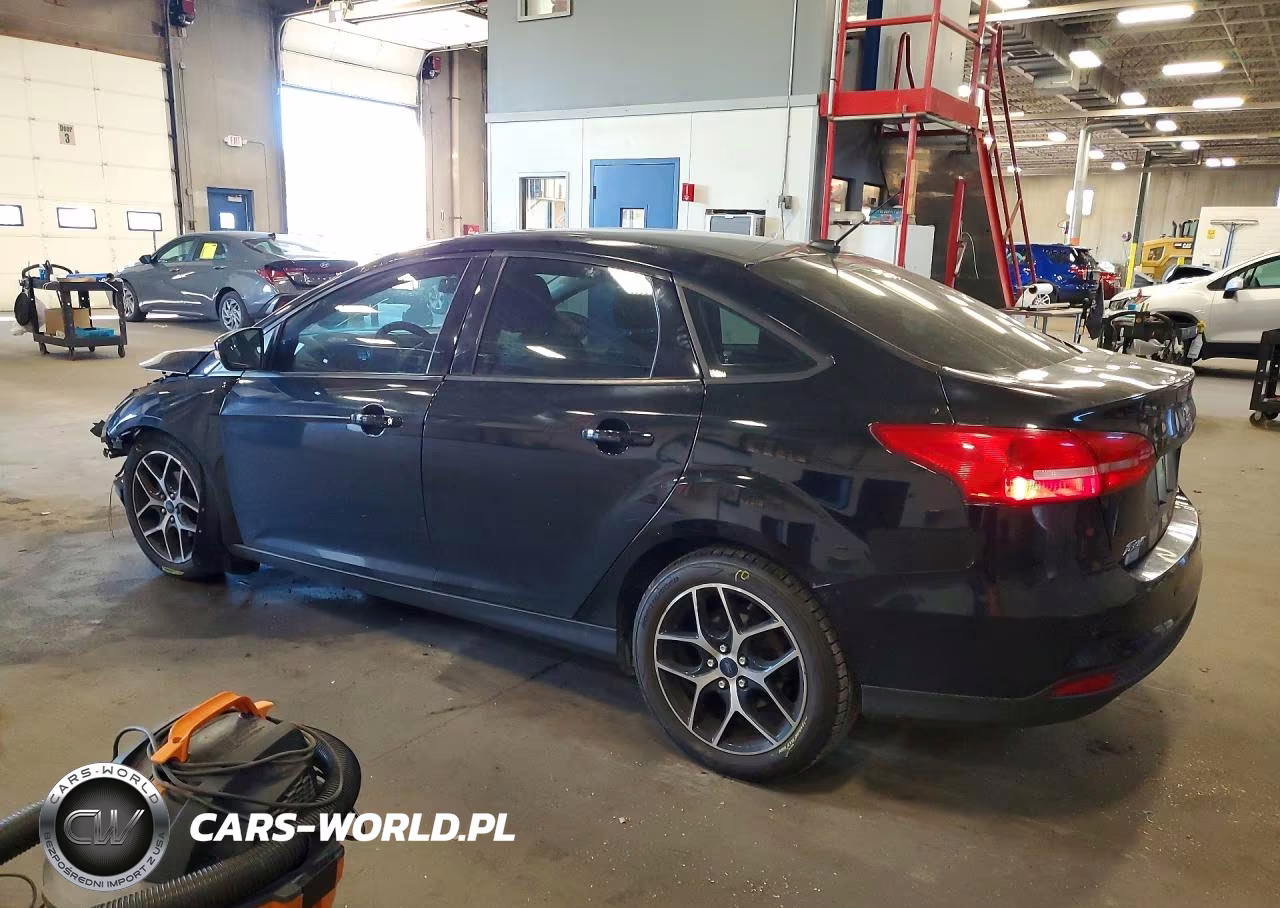 2018 Ford Focus Sel VIN:1FADP3H22JL259762 - 2