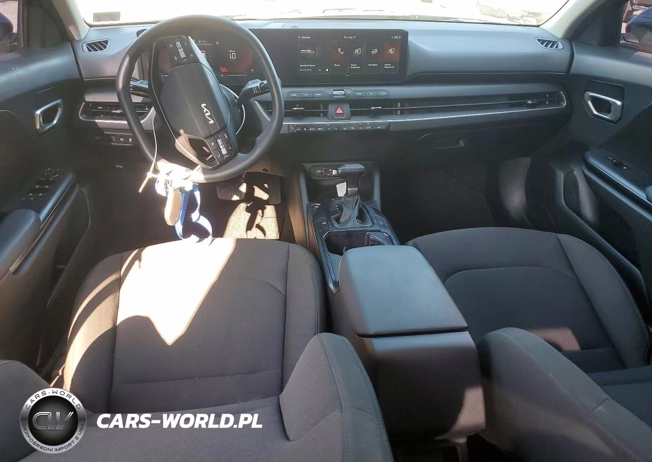 2026 Kia K4 Lx VIN:3KPFT4DE0TE296308 - 8