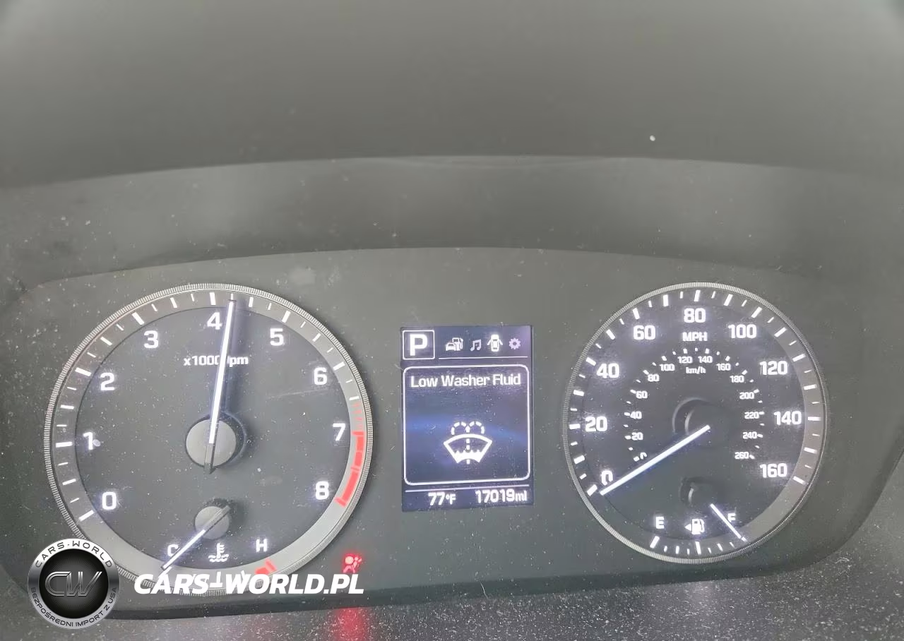 2017 Hyundai Sonata Sport VIN:5NPE34AF8HH582841 - 9