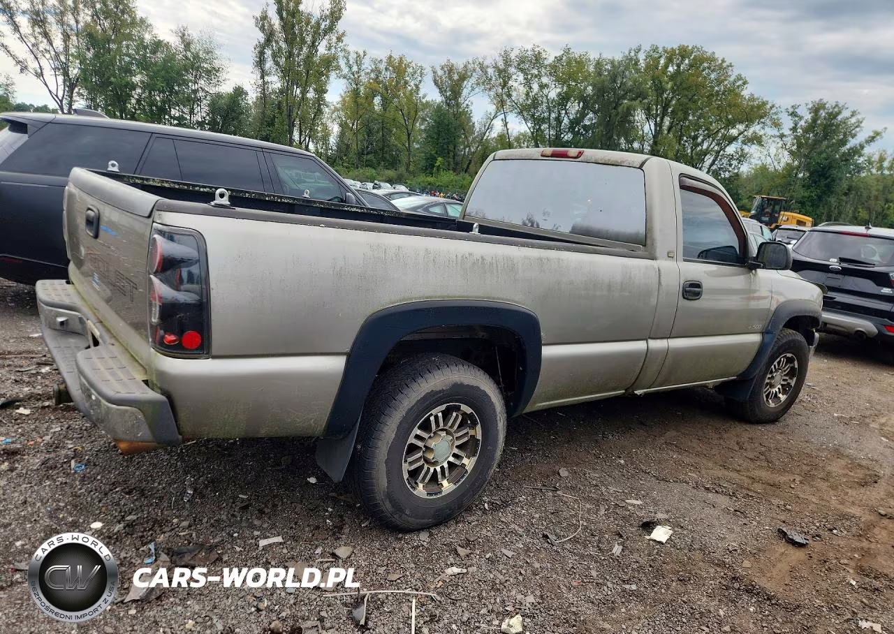 2002 Chevrolet Silverado K1500 VIN:1GCEK14W52Z293073 - 3