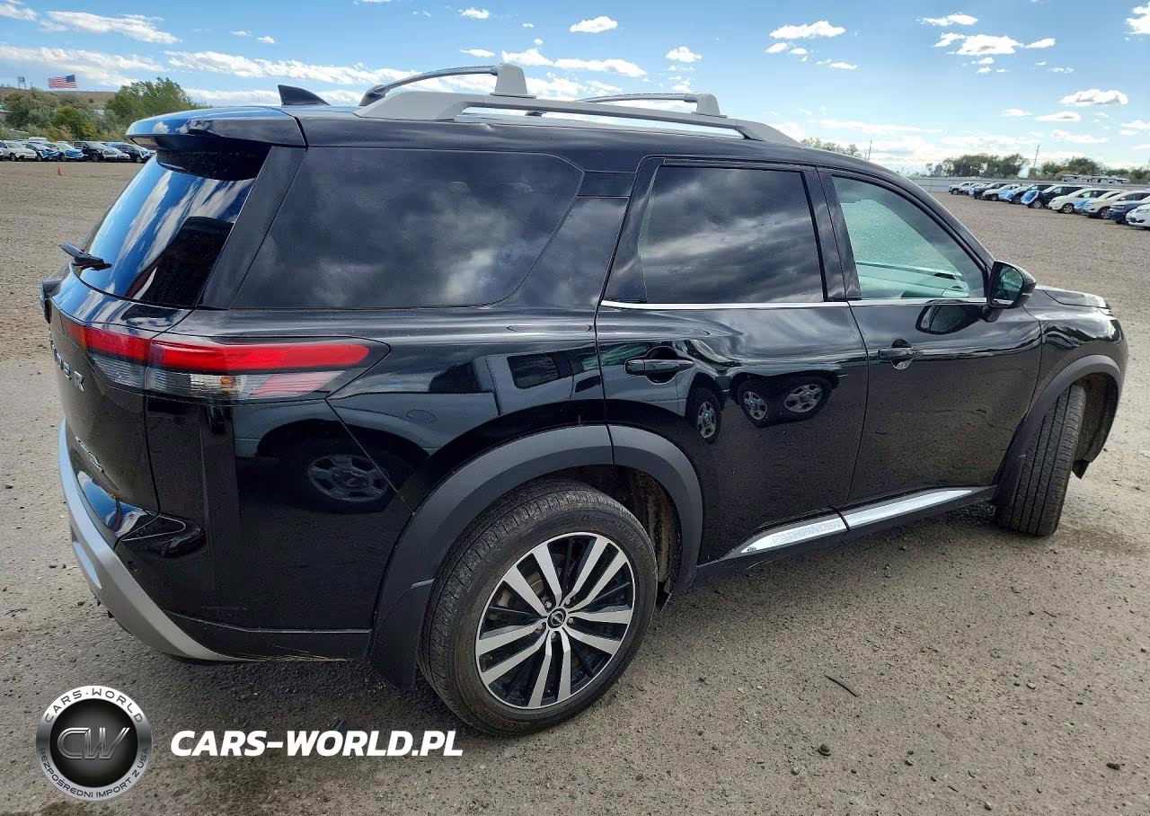 2023 Nissan Pathfinder Platinum VIN:5N1DR3DK1PC264238 - 3