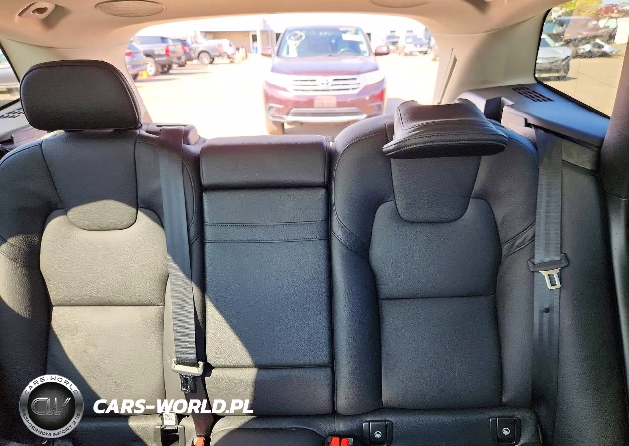 2021 Volvo Xc60 T5 Momentum VIN:YV4102RK4M1864695 - 10