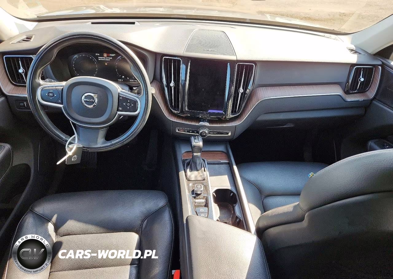 2021 Volvo Xc60 T5 Momentum VIN:YV4102RK4M1864695 - 8