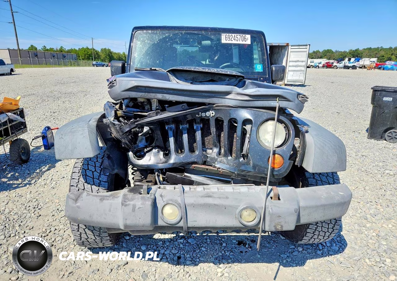 2008 Jeep Wrangler Unlimited X VIN:1J4GA39168L577645 - 5