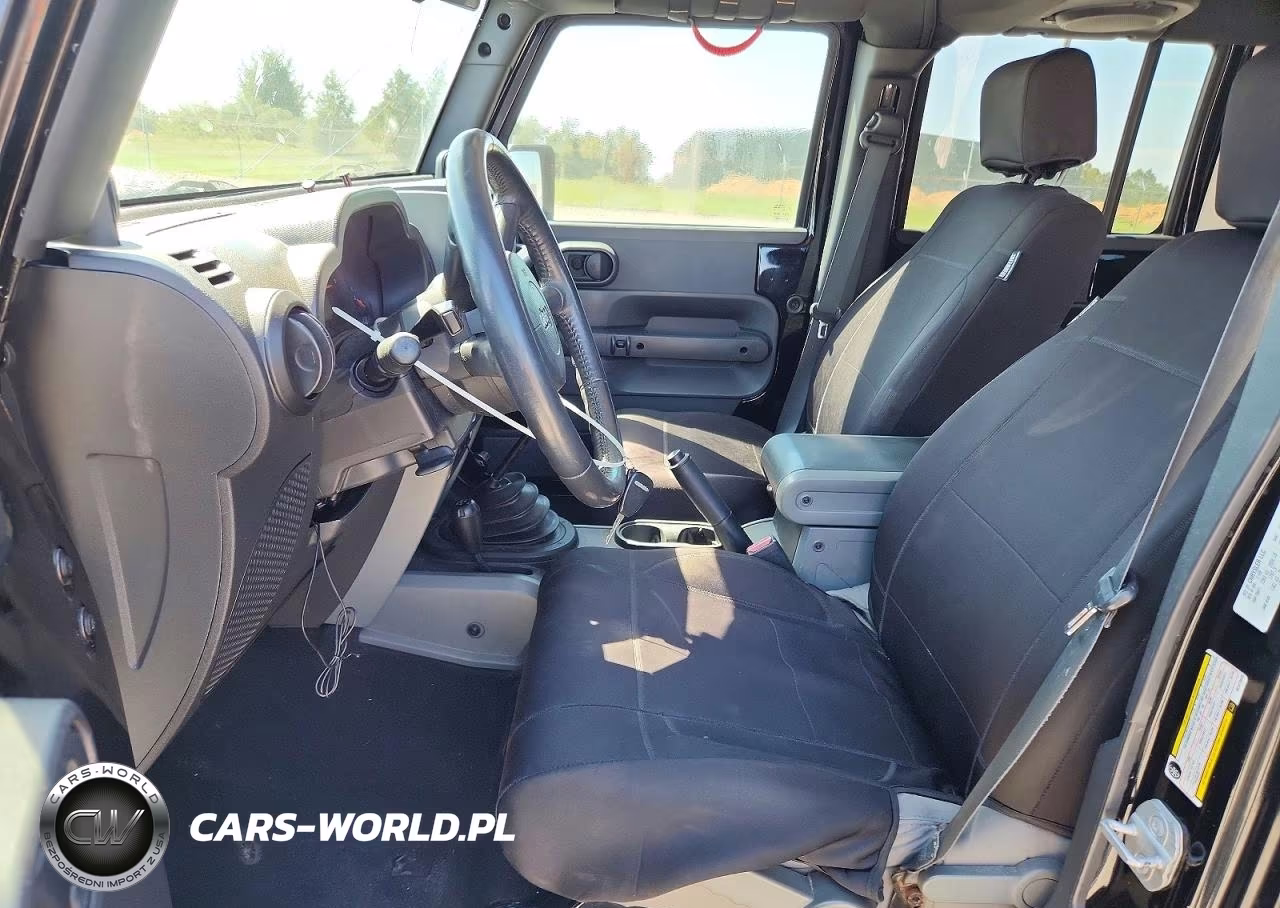 2008 Jeep Wrangler Unlimited X VIN:1J4GA39168L577645 - 7