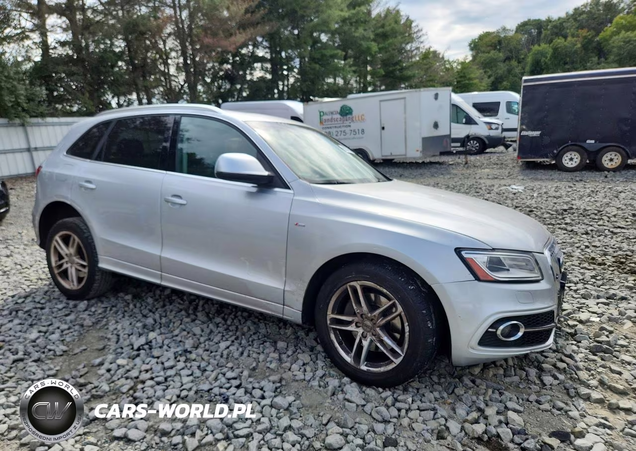 2014 Audi Q5 Premium Plus VIN:WA1DGAFP4EA127630 - 4