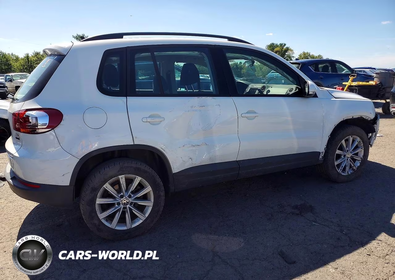 2017 Volkswagen Tiguan S VIN:WVGBV7AX7HK054602 - 3