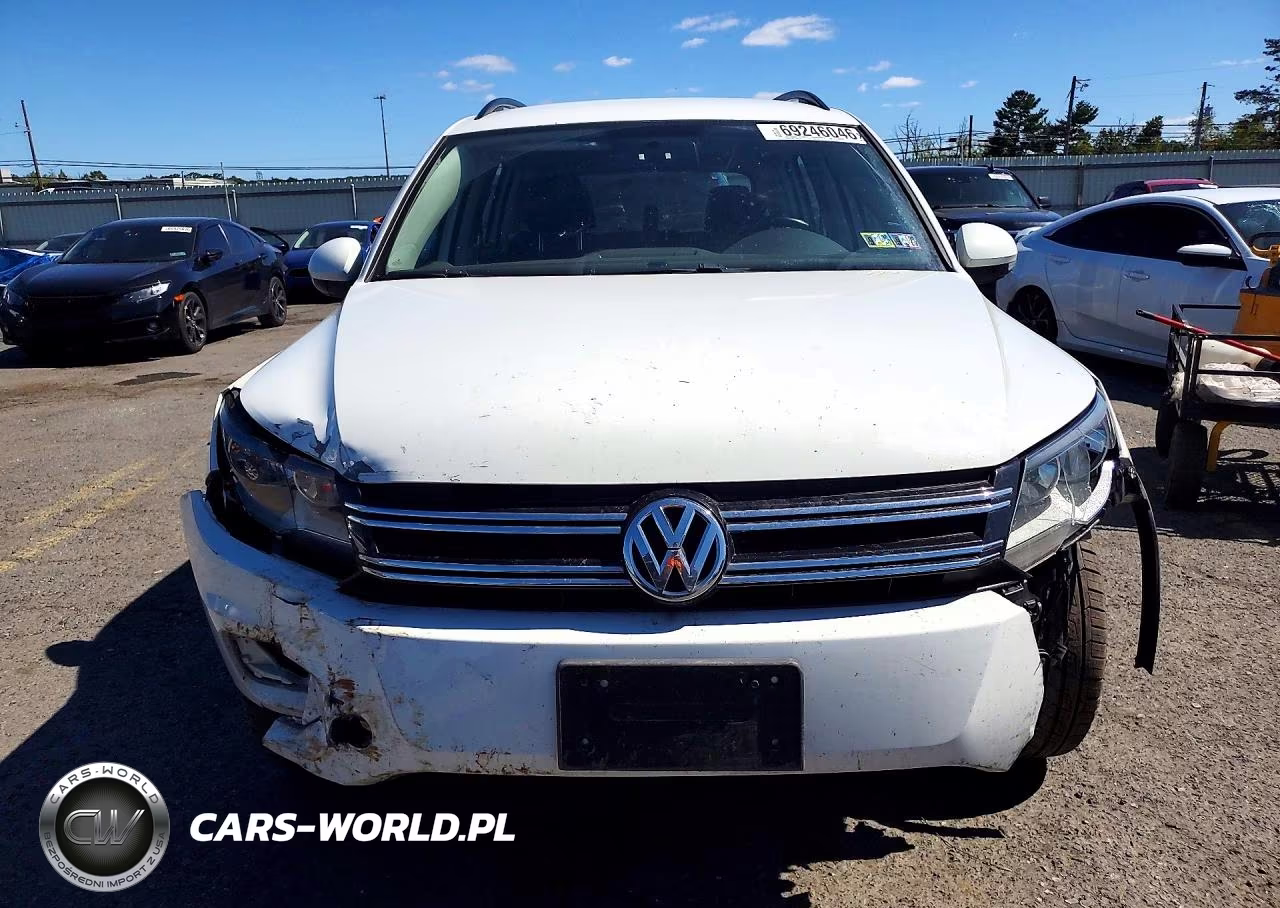2017 Volkswagen Tiguan S VIN:WVGBV7AX7HK054602 - 5