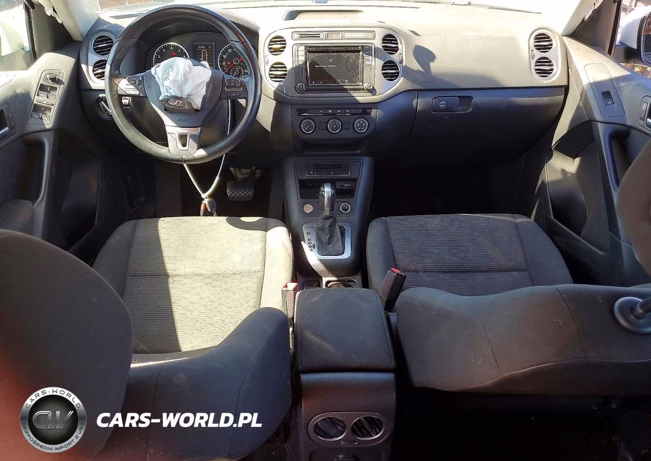 2017 Volkswagen Tiguan S VIN:WVGBV7AX7HK054602 - 8