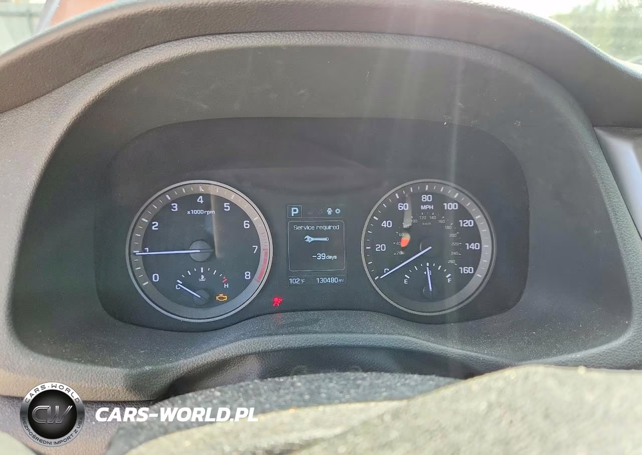 2017 Hyundai Tucson Sport VIN:KM8J33A28HU496775 - 9