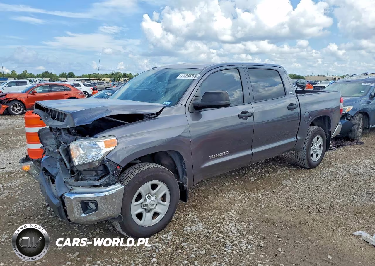 2017 Toyota Tundra Crewmax Sr5