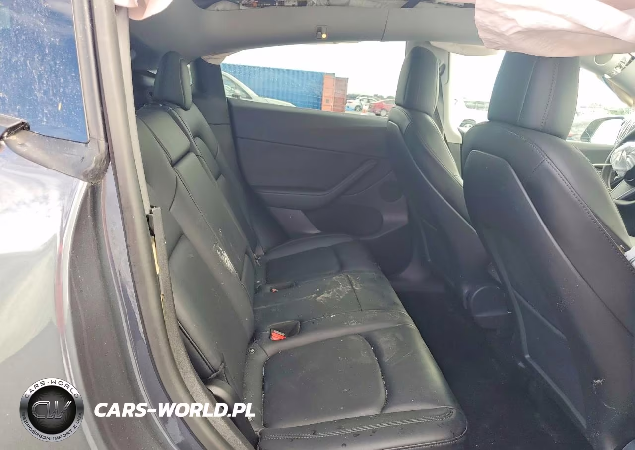 2021 Tesla Model Y VIN:5YJYGDEDXMF112846 - 10