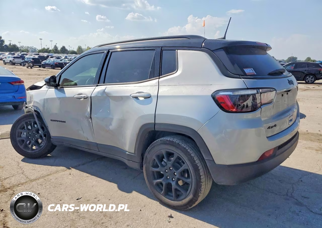 2024 Jeep Compass Latitude VIN:3C4NJDBN9RT142561 - 2