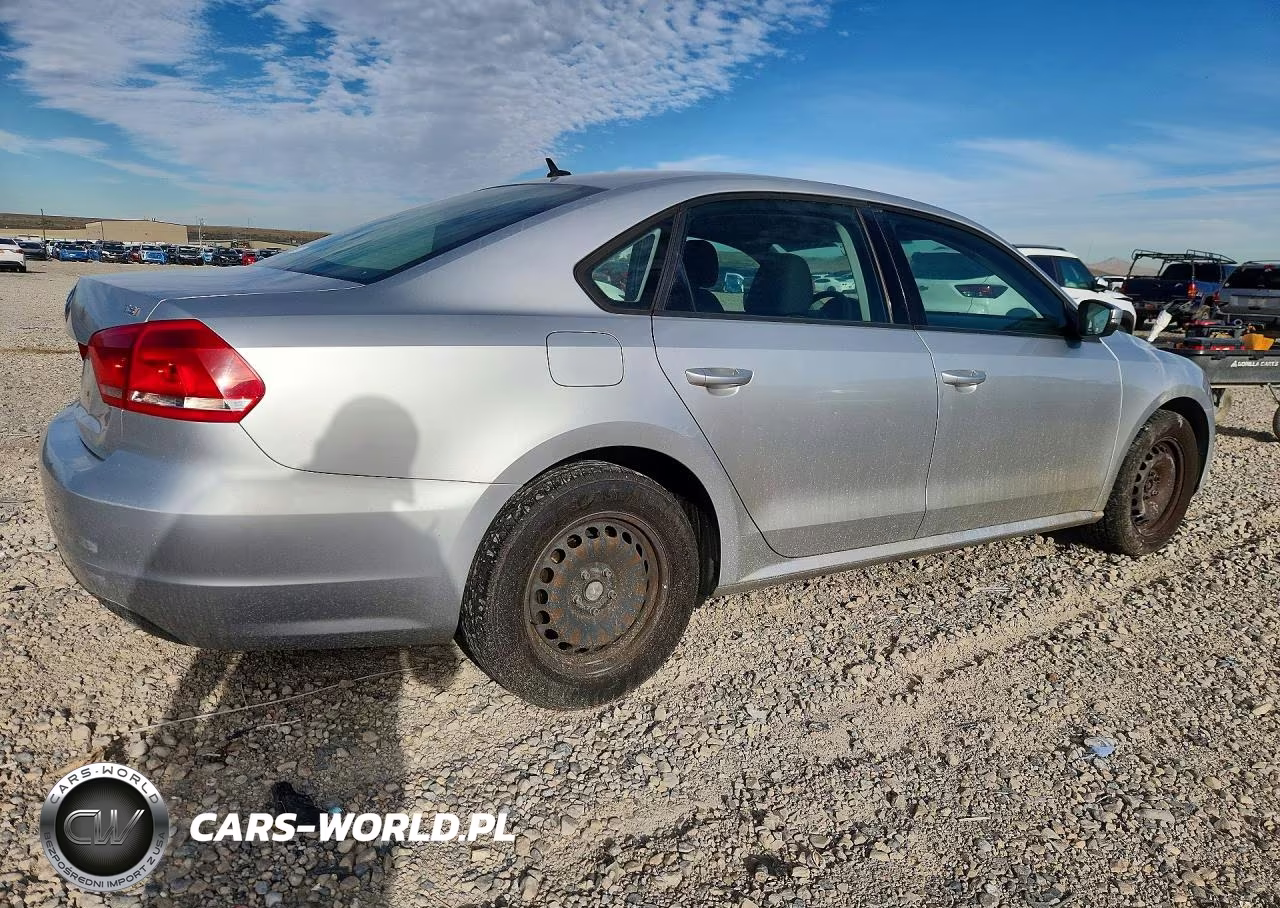 2014 Volkswagen Passat S VIN:1VWAS7A3XEC121119 - 3