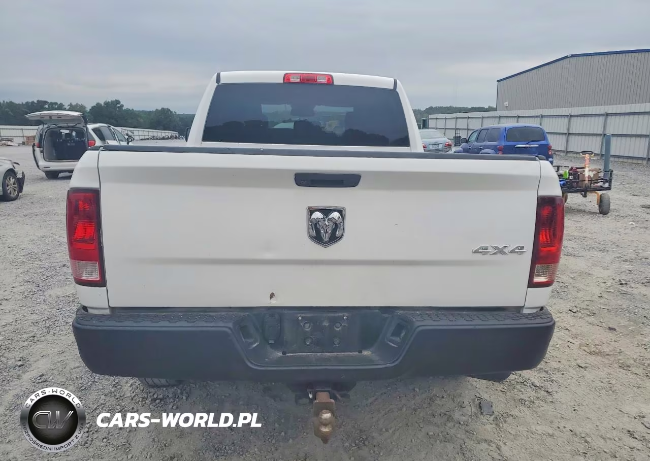 2019 Ram 1500 Classic Tradesman VIN:1C6RR7FG2KS706296 - 6