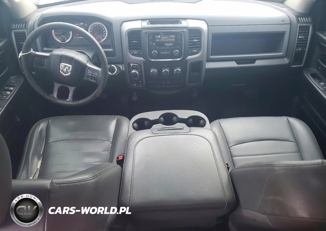 2019 Ram 1500 Classic Tradesman VIN:1C6RR7FG2KS706296 - 8