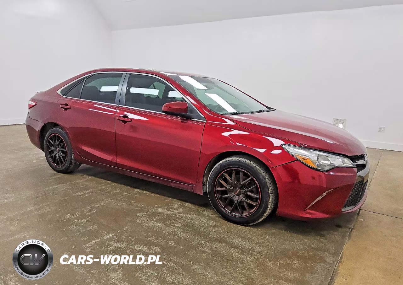 2017 Toyota Camry Se VIN:4T1BF1FK1HU697846 - 4