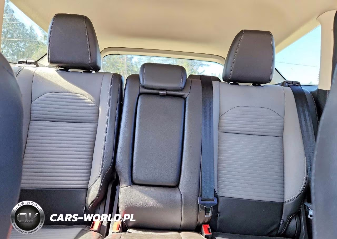 2017 Ford Escape Se VIN:1FMCU9G99HUA83096 - 10