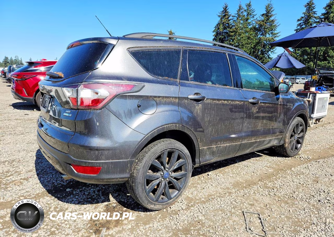 2017 Ford Escape Se VIN:1FMCU9G99HUA83096 - 3