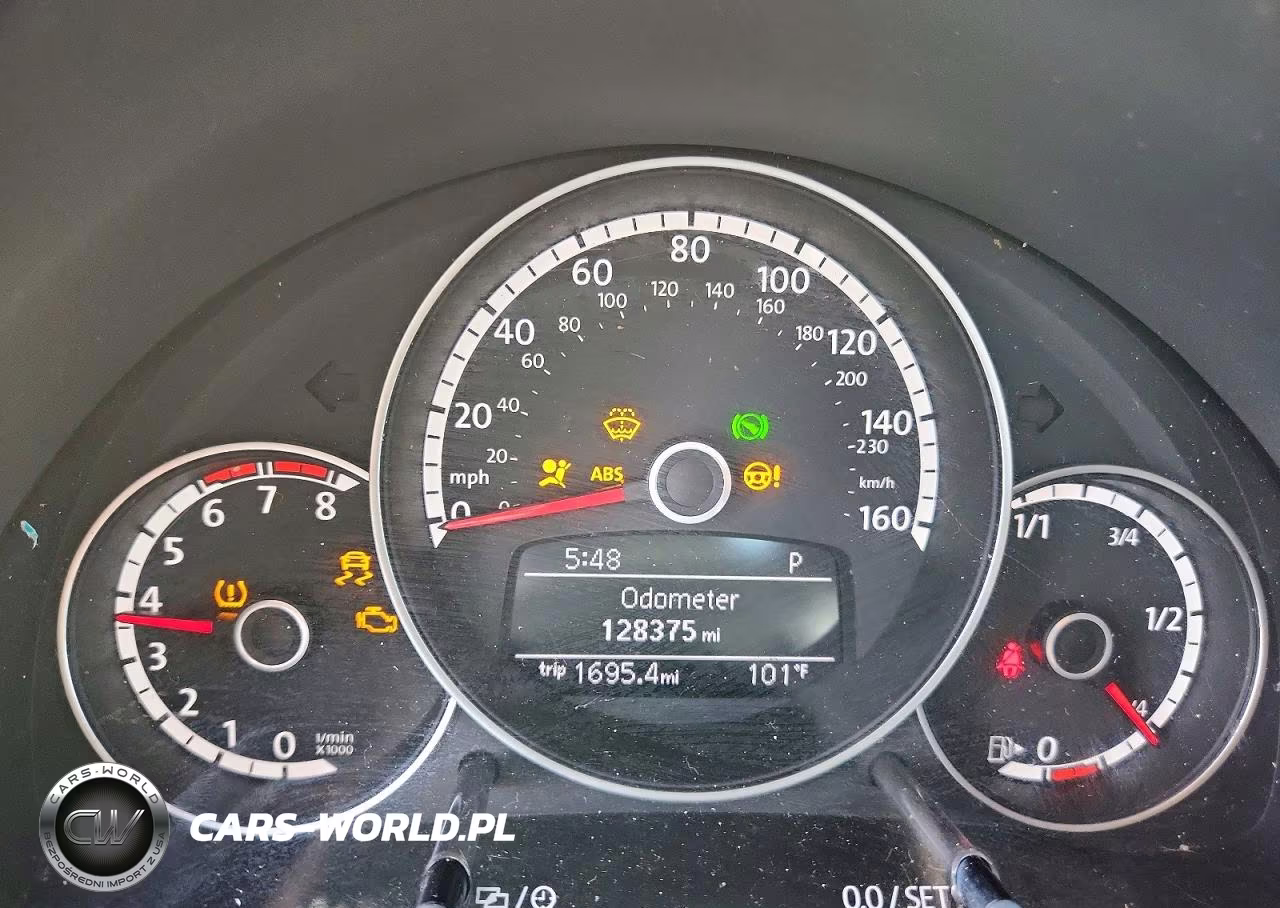 2016 Volkswagen Beetle Se VIN:3VWJ07AT5GM613323 - 9